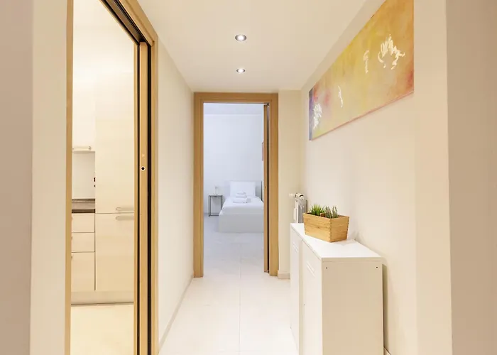Hostly-the Happya Charme Apartment